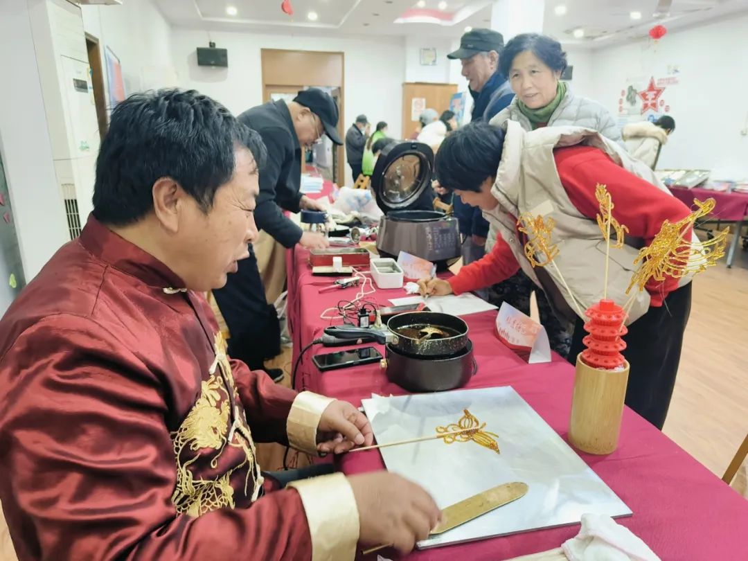 九游会医疗保健、慈善义卖、艺术体验……普陀这场家门口的服务集市活动你来逛了吗？(图2)